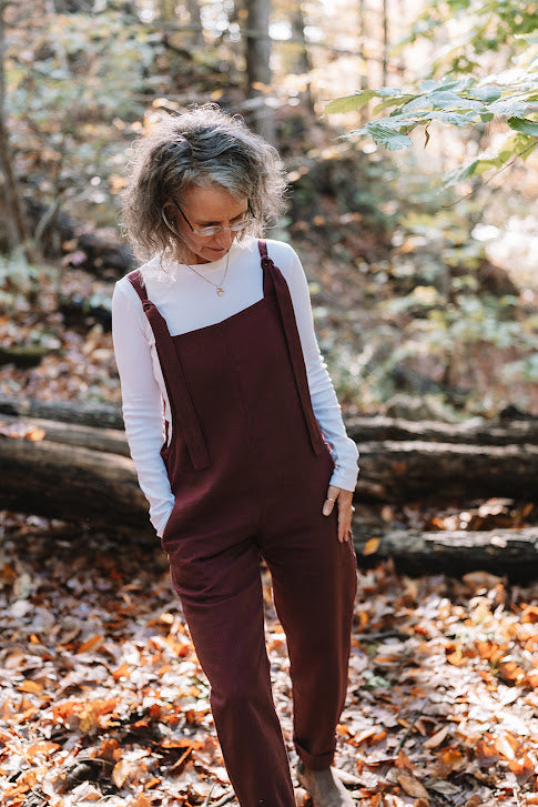 From Field to Frock: How Your Linen Garments Support the Earth